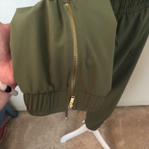 Albion Fit Olive Green Women's Drawstring Jumpsuit - Picture 4 of 14